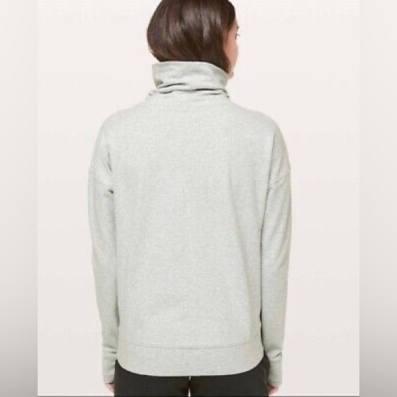 Lululemon go forward turtleneck sweater size 6 - Picture 3 of 12